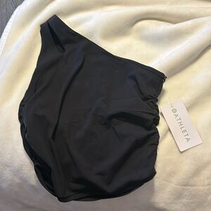 Brand new Transcendent Asymmetrical Tank